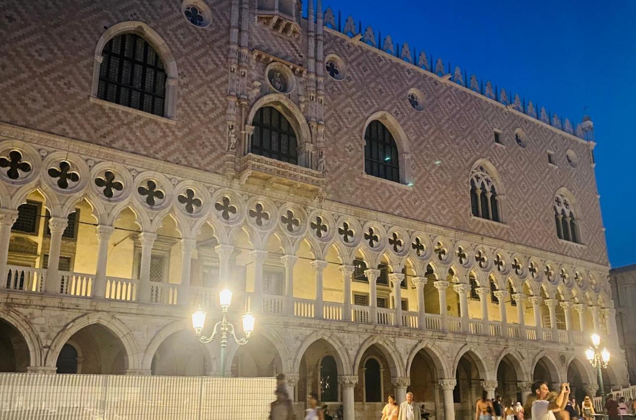 Multiproprieta Veneziaアパートメント エクステリア 写真