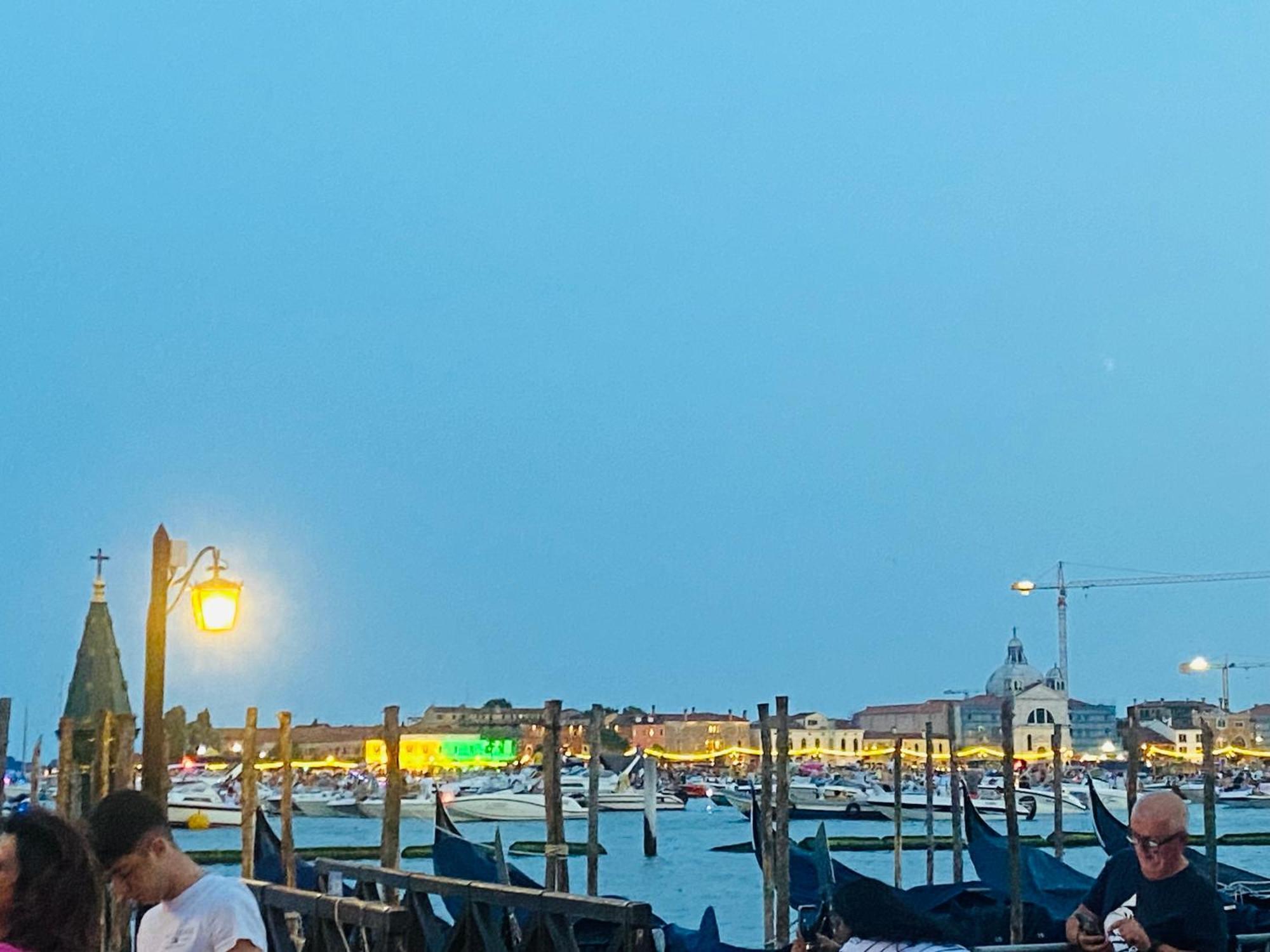Multiproprieta Veneziaアパートメント エクステリア 写真